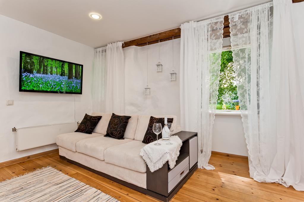 Old Town Central Apartment Ταλίν Εξωτερικό φωτογραφία