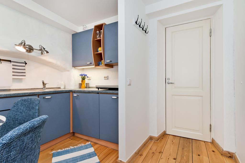 Old Town Central Apartment Ταλίν Εξωτερικό φωτογραφία